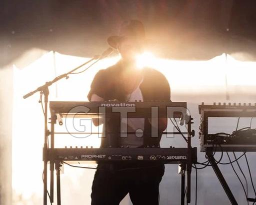 Performing Like a Pro With Backing Tracks in Ableton Live