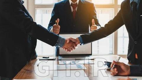 Bridging the Divide : Mastering Conflict Resolution