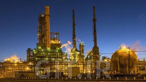Petroleum Refining - Complete Guide to Products & Processes