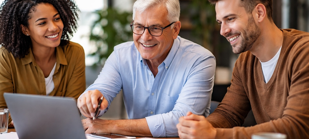 Learning Across Generational Divides by Lynda Gratton